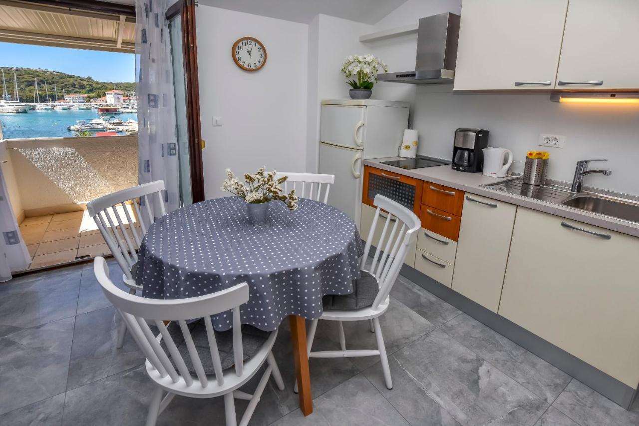 Apartments Sime Rogoznica  Zewnętrze zdjęcie